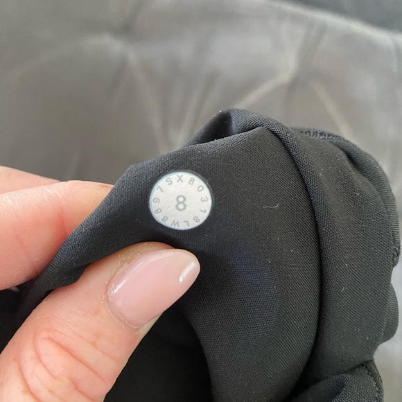 Lululemon Black Skirt size 8 - Picture 3 of 4